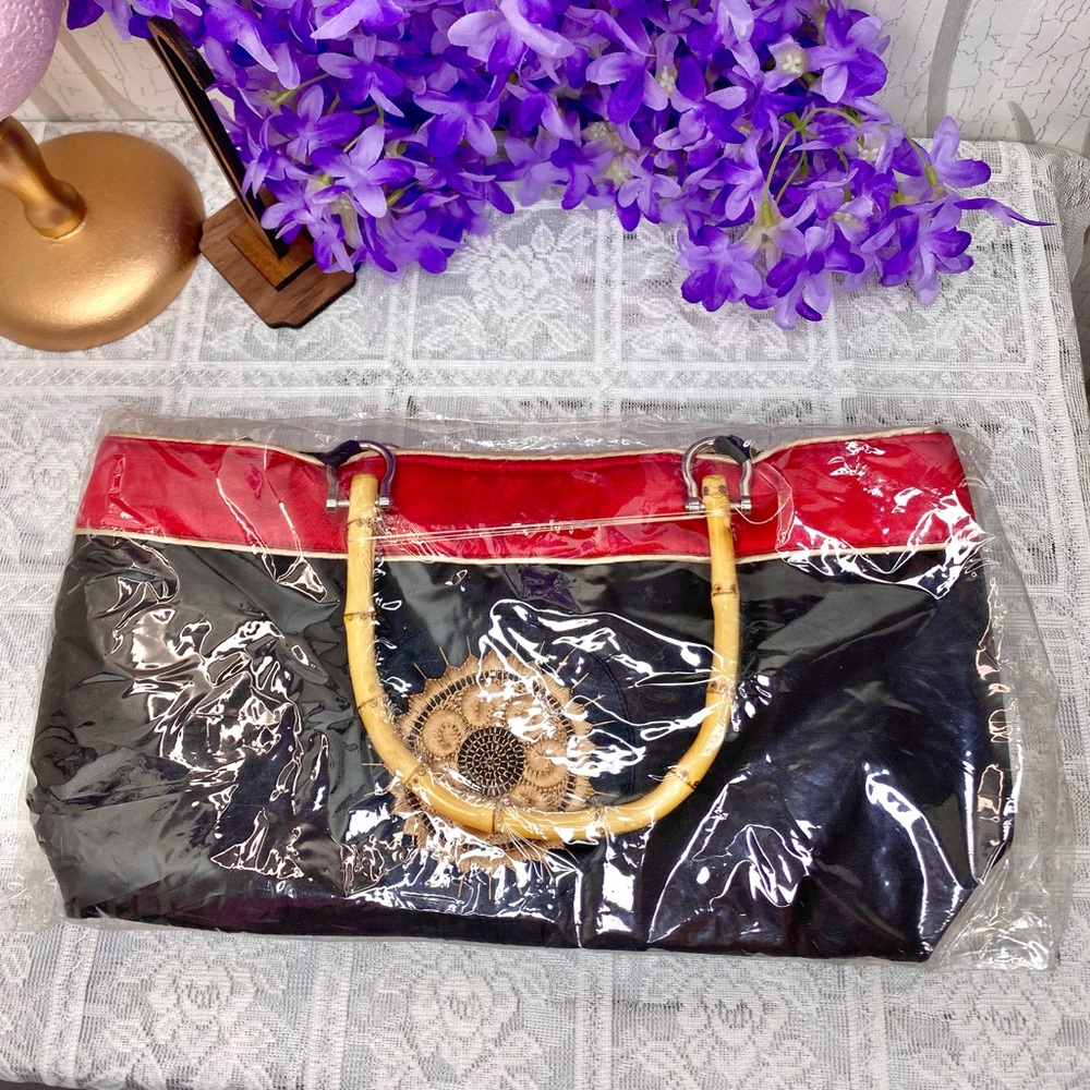 🌹 Fibonacci Sun Embroidery Black & Red Satin Handbag with Bamboo Handles 🌹 NWT - Picture 9 of 9